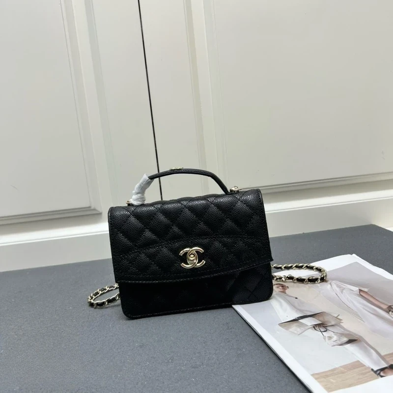 20250823_1659_image (4)