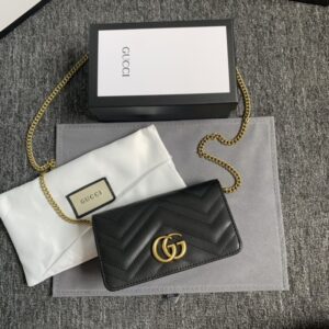 Gucci Wallets & Purse